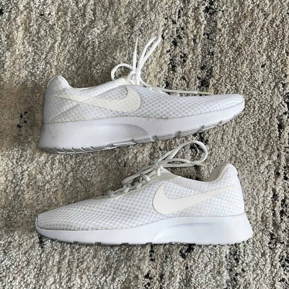 Women’s Nike running shoes